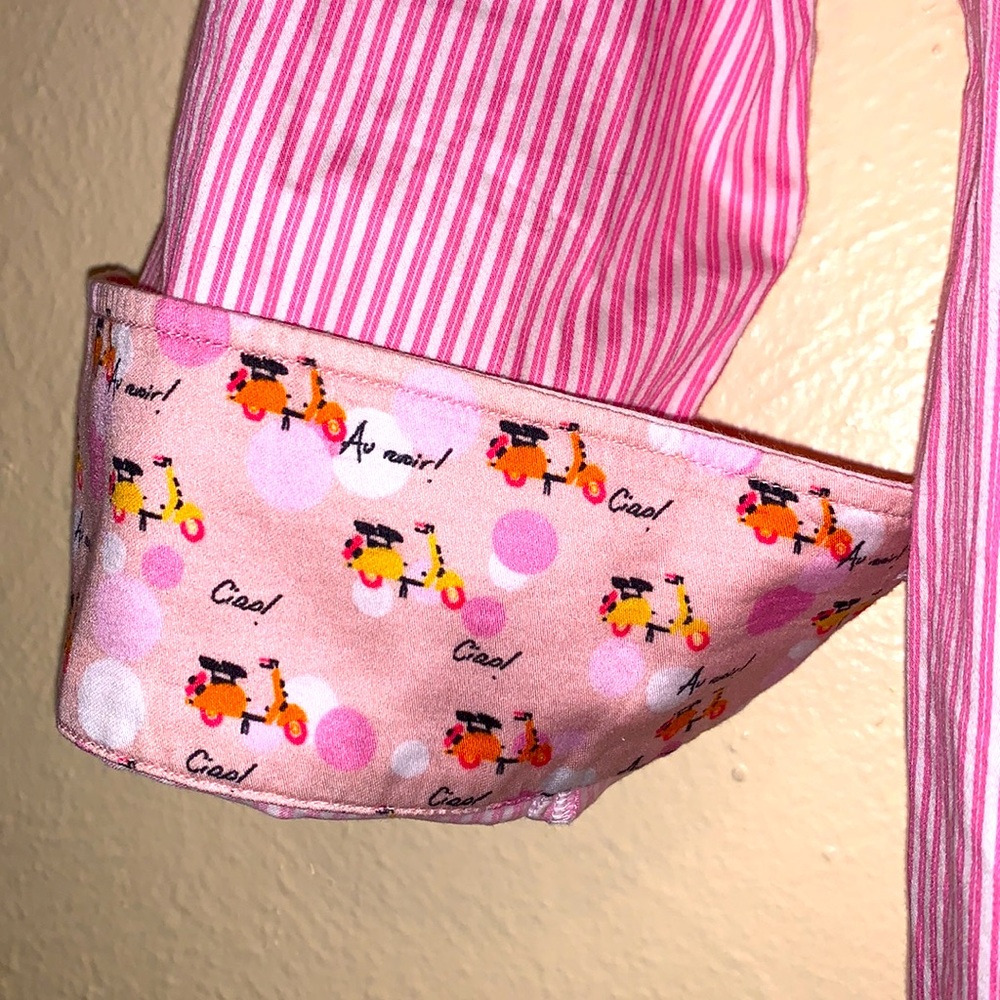 Robert Graham Pink Striped Button Down like new. Softest cotton. Vespa designs